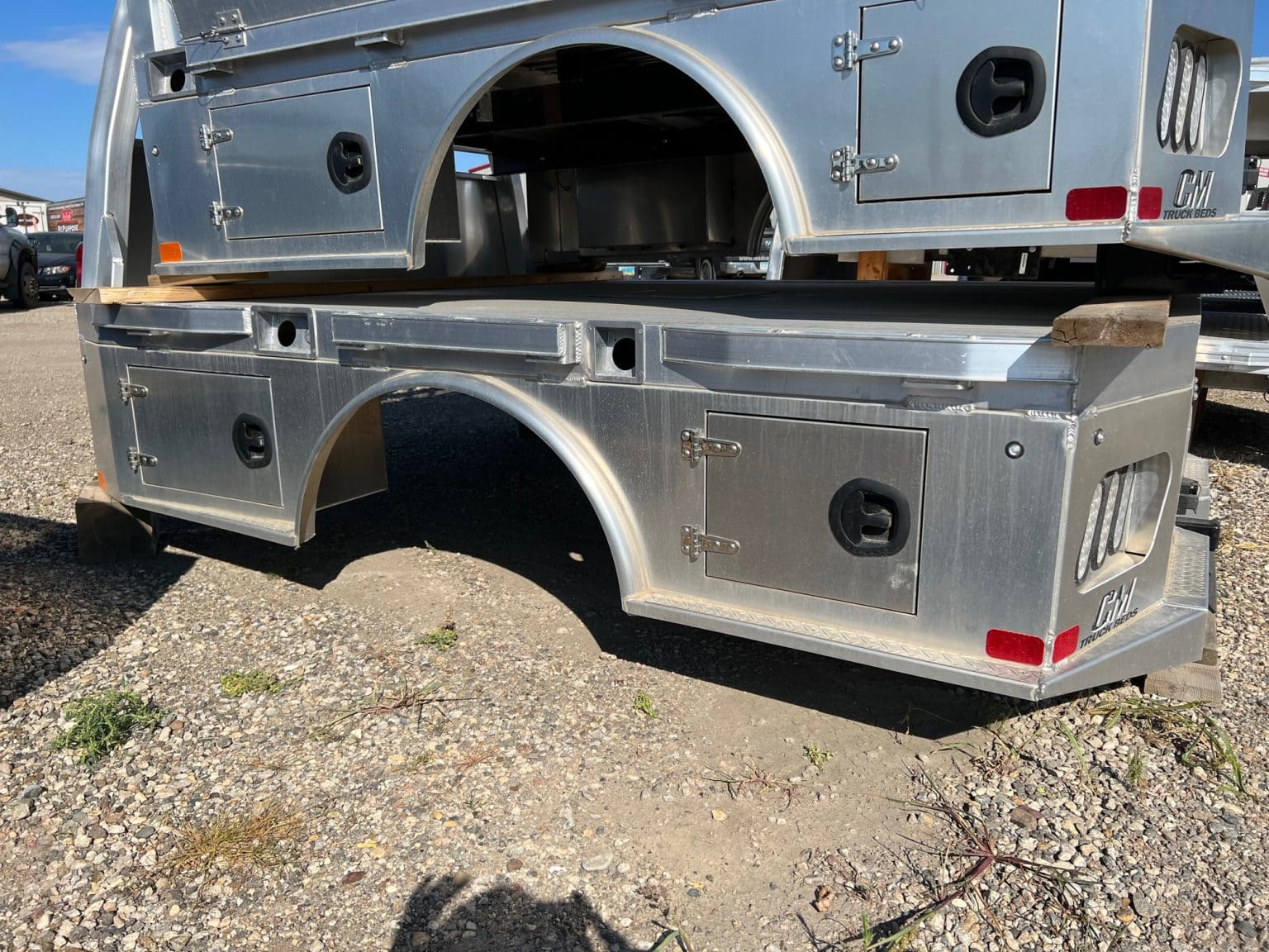 CMSK Aluminum 4 Box Skirted Flatbed- $8,000 - Advanced Fleet Services ...